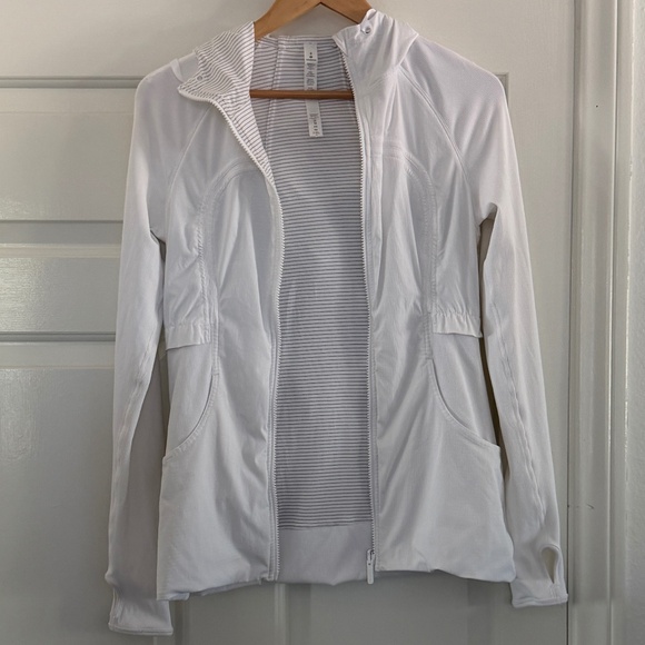 Lululemon hooded Dance Studio Jacket Rib Sleeve SZ 8 - Picture 2 of 13